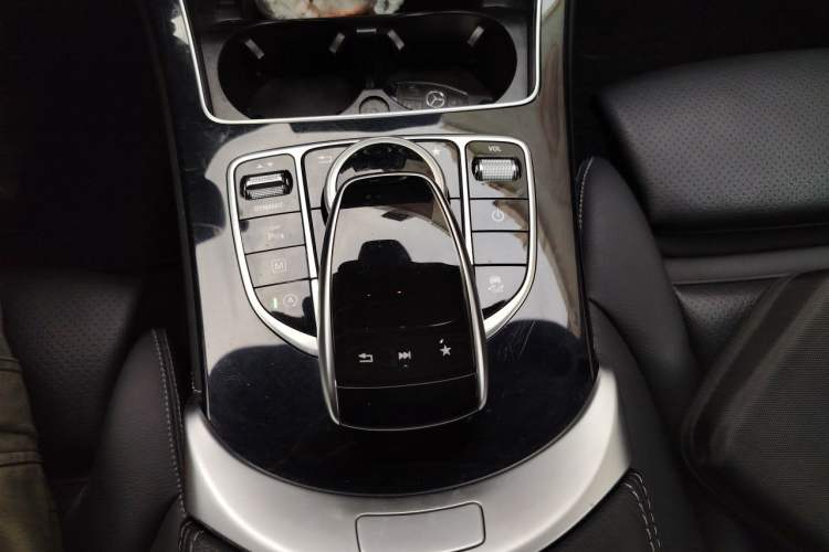 Used Mercedes-Benz GLC 2019 GLC 200 L 4MATIC Gear Lever