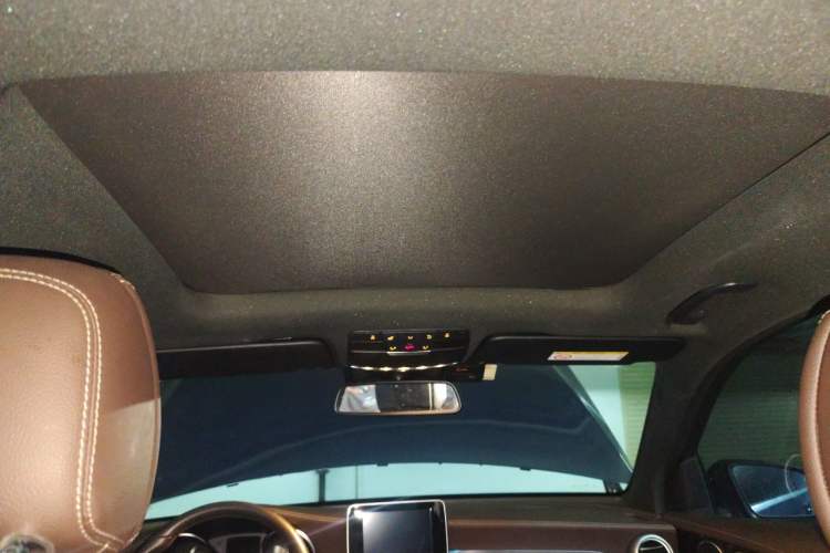 Used Mercedes-Benz GLC 2019 GLC 260 4MATIC Luxury Model Headliner