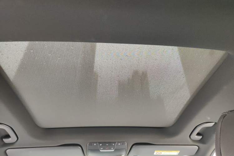 Used Mercedes-Benz GLC 2019 GLC 260 4MATIC Luxury Model Headliner