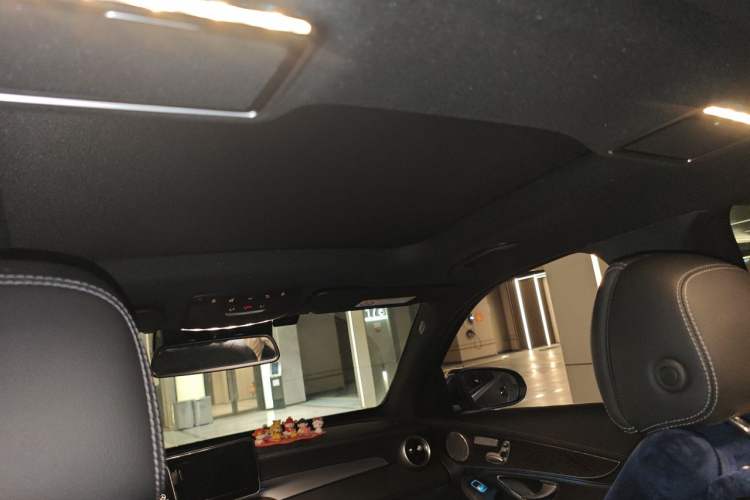 Used Mercedes-Benz GLC 2019 GLC 300 L 4MATIC Dynamic Model Headliner