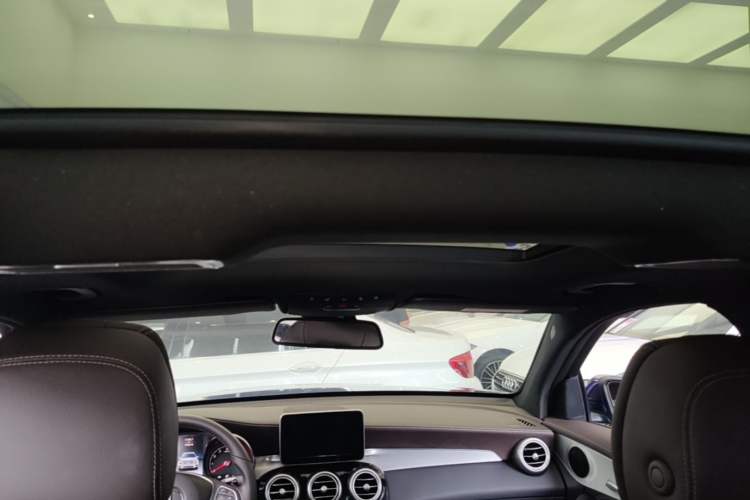 Used Mercedes-Benz GLC 2019 GLC 200 L 4MATIC Headliner