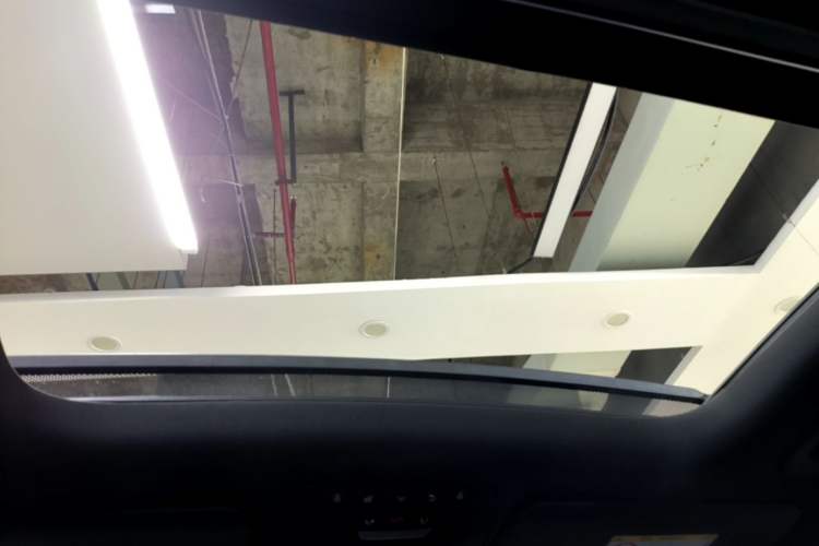 Used Mercedes-Benz GLC 2019 GLC 260 4MATIC Luxury Model Headliner