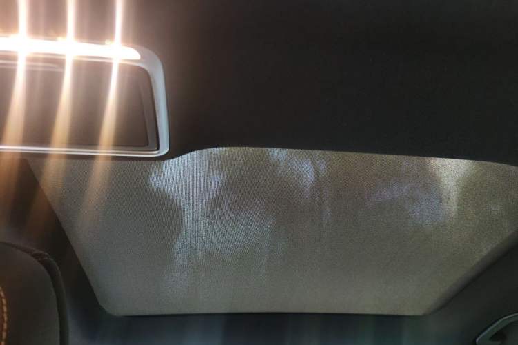 Used Mercedes-Benz GLC 2019 GLC 260 L 4MATIC Dynamic Model Headliner