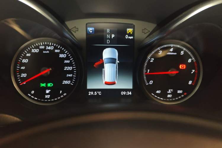 Used Mercedes-Benz GLC 2019 GLC 260 L 4MATIC Dynamic Model Instrument Cluster