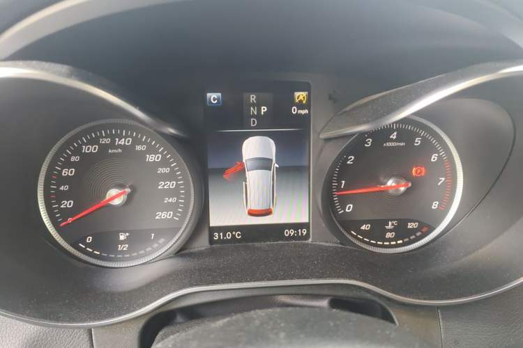Used Mercedes-Benz GLC 2019 GLC 260 L 4MATIC Dynamic Model Instrument Cluster