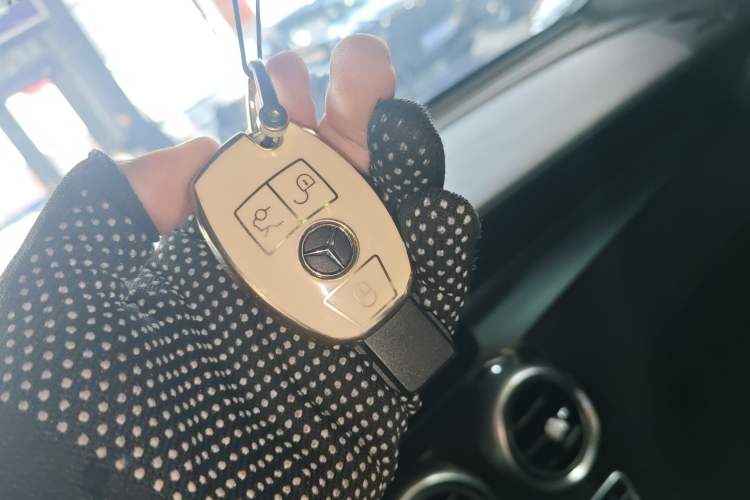 Used Mercedes-Benz GLC 2019 GLC 260 L 4MATIC Dynamic Model Interior 1