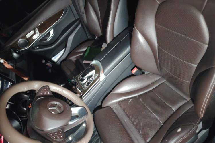 Used Mercedes-Benz GLC 2019 GLC 260 4MATIC Luxury Model Left Front Seat