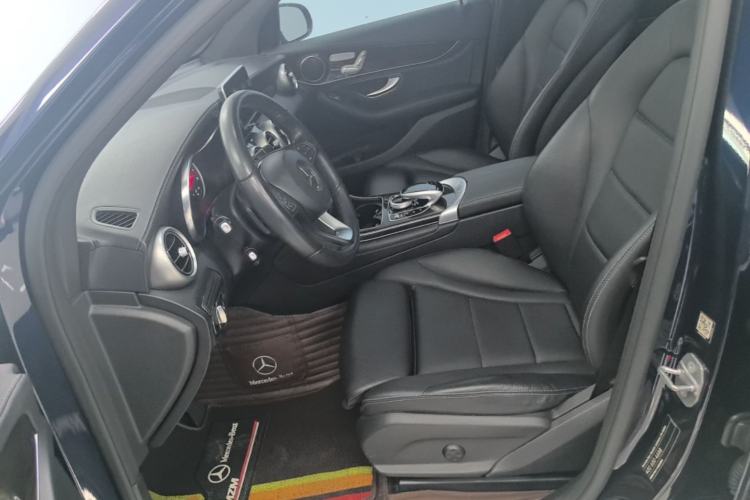 Used Mercedes-Benz GLC 2019 GLC 260 4MATIC Dynamic Edition Left Front Seat