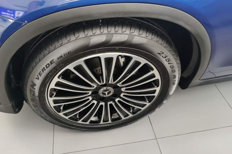 Used Mercedes-Benz GLC 2019 GLC 200 L 4MATIC Left Front Wheel Hub