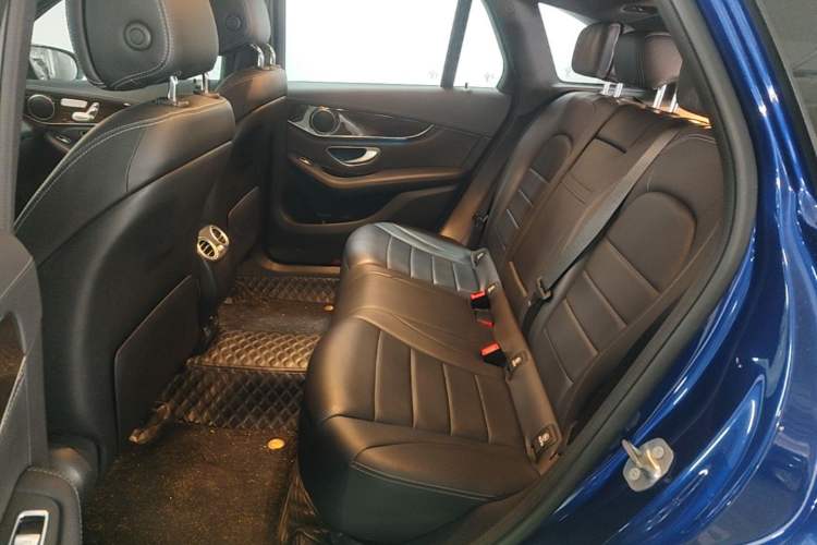 Used Mercedes-Benz GLC 2019 GLC 260 L 4MATIC Dynamic Model Left Rear Seat