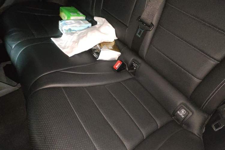 Used Mercedes-Benz GLC 2019 GLC 260 L 4MATIC Dynamic Model Left Rear Seat