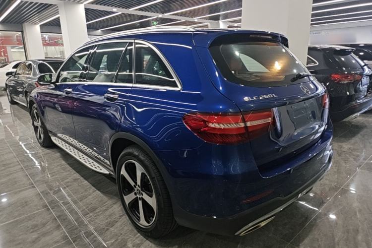 Used Mercedes-Benz GLC 2019 Facelift GLC 260 L 4MATIC Luxury Model Rear Left 45 Deg