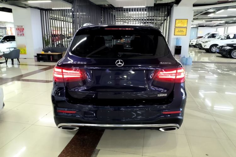 Used Mercedes-Benz GLC 2019 GLC 260 4MATIC Luxury Model Rear