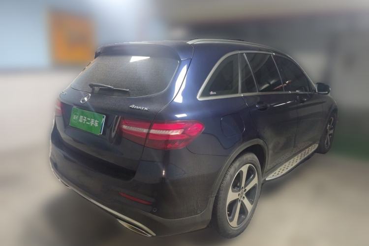 Used Mercedes-Benz GLC 2019 GLC 260 4MATIC Luxury Model Rear Right 45 Deg