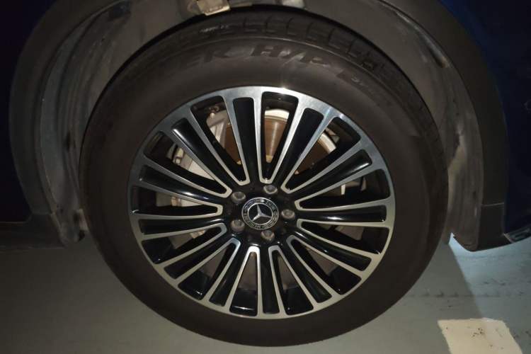 Used Mercedes-Benz GLC 2019 GLC 260 L 4MATIC Dynamic Model Right Front Wheel Hub
