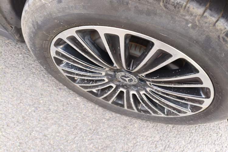 Used Mercedes-Benz GLC 2019 GLC 200 4MATIC Right Front Wheel Hub