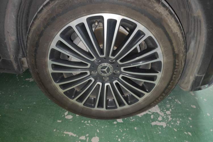 Used Mercedes-Benz GLC 2019 GLC 260 L 4MATIC Dynamic Model Right Front Wheel Hub