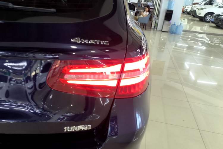 Used Mercedes-Benz GLC 2019 GLC 260 4MATIC Luxury Model Right Rear Taillight