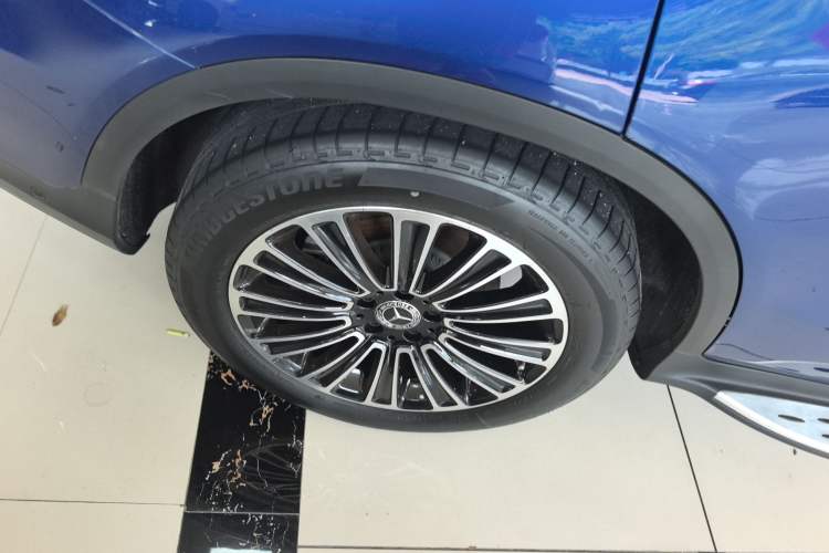 Used Mercedes-Benz GLC 2019 GLC 200 L 4MATIC Right Rear Wheel Hub