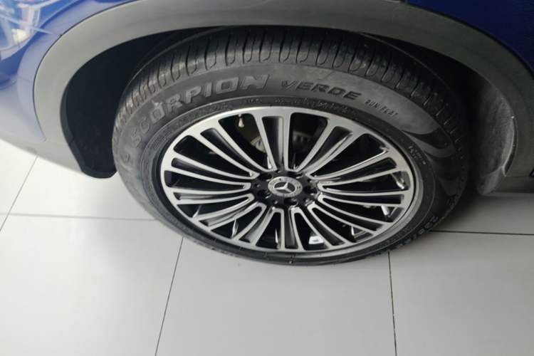 Used Mercedes-Benz GLC 2019 GLC 200 L 4MATIC Right Rear Wheel Hub