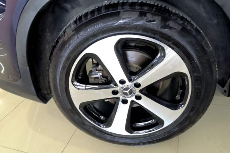 Used Mercedes-Benz GLC 2019 GLC 260 4MATIC Luxury Model Right Rear Wheel Hub