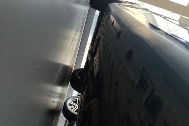 Used Mercedes-Benz GLC 2019 GLC 200 L 4MATIC Right Side Sill