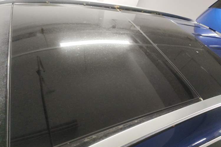 Used Mercedes-Benz GLC 2019 GLC 260 L 4MATIC Dynamic Model Roof