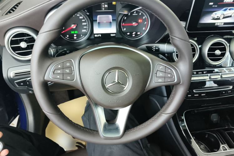 Used Mercedes-Benz GLC 2019 GLC 200 L 4MATIC Steering Wheel