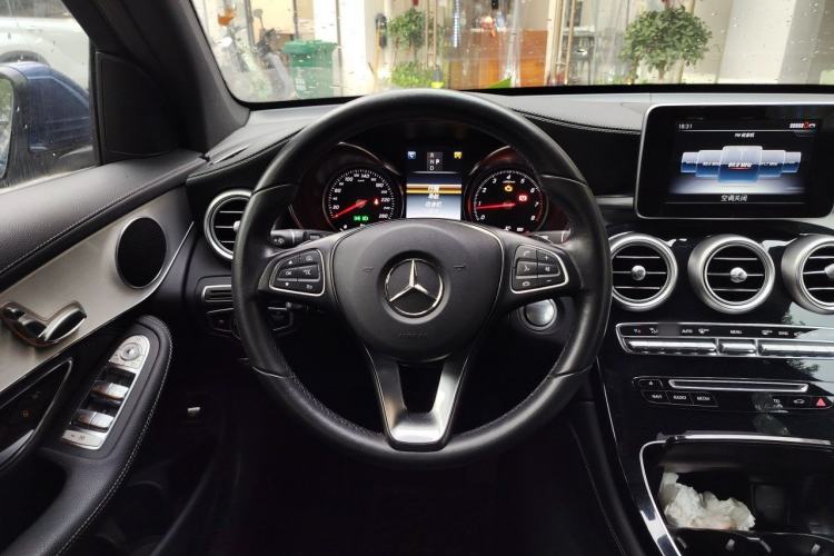 Used Mercedes-Benz GLC 2019 GLC 200 L 4MATIC Steering Wheel