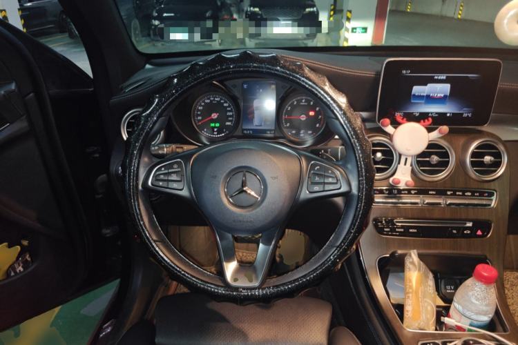 Used Mercedes-Benz GLC 2019 GLC 260 L 4MATIC Dynamic Model Steering Wheel