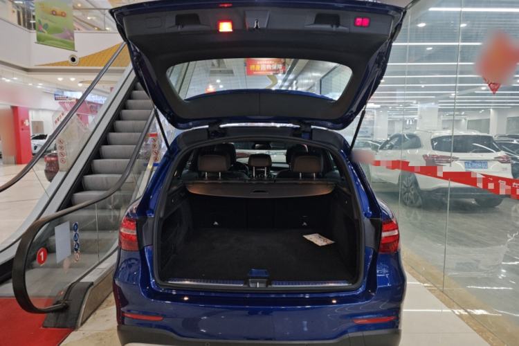 Used Mercedes-Benz GLC 2019 Facelift GLC 260 L 4MATIC Luxury Model Trunk