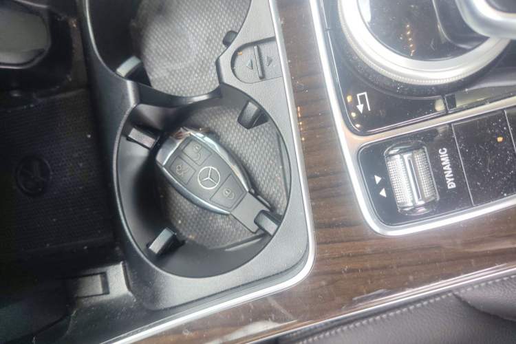Used Mercedes-Benz GLC 2019 Facelift GLC 260 L 4MATIC Luxury Model Vehicle Key