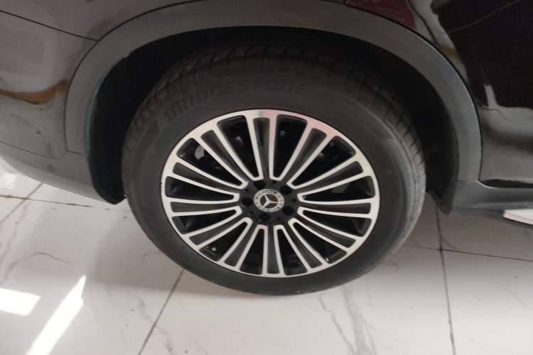 Used Mercedes-Benz GLC 2019 GLC 200 L 4MATIC Exterior 3