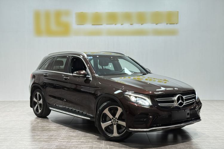 Used Mercedes-Benz GLC 2019 Facelift GLC 260 L 4MATIC Luxury Model Exterior 4