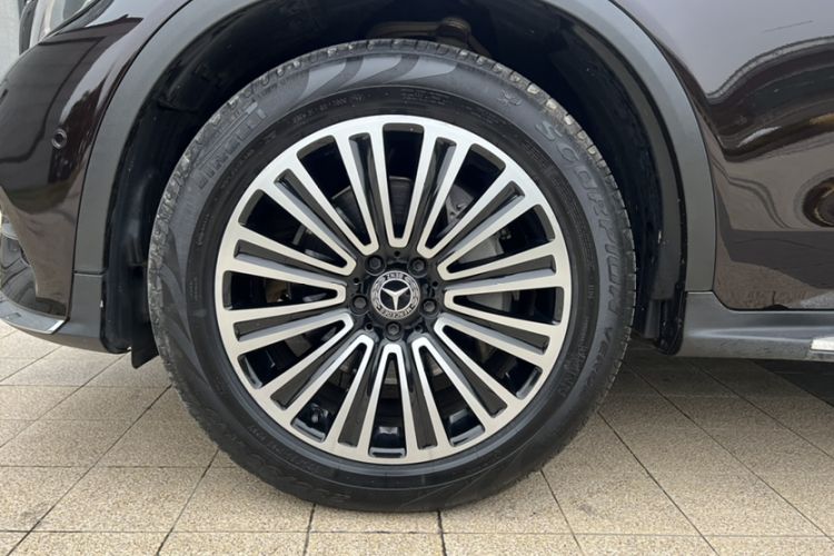 Used Mercedes-Benz GLC 2019 GLC 260 L 4MATIC Dynamic Model Exterior 6