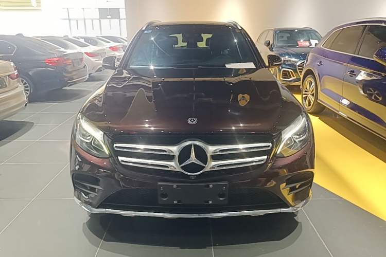 Used Mercedes-Benz GLC 2019 Facelift GLC 260 L 4MATIC Luxury Model Front