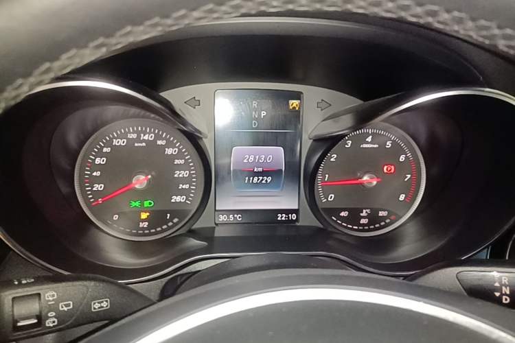 Used Mercedes-Benz GLC 2019 Facelift GLC 260 L 4MATIC Luxury Model Instrument Cluster