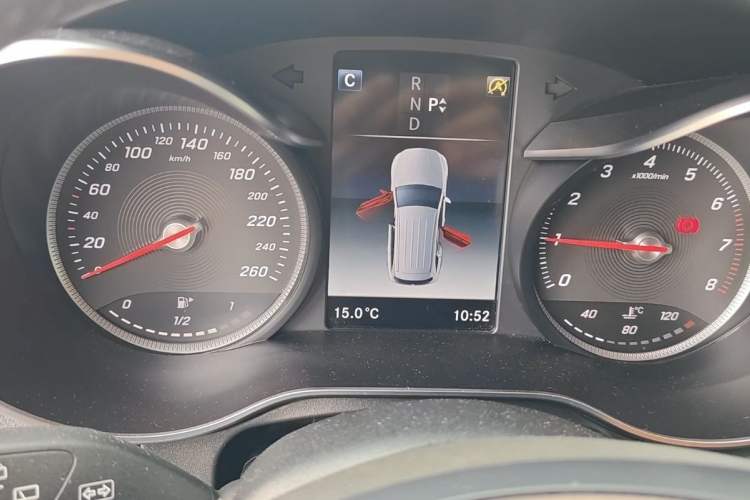 Used Mercedes-Benz GLC 2019 Facelift GLC 260 L 4MATIC Luxury Model Instrument Cluster