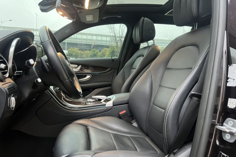 Used Mercedes-Benz GLC 2019 GLC 260 L 4MATIC Dynamic Model Left Front Seat