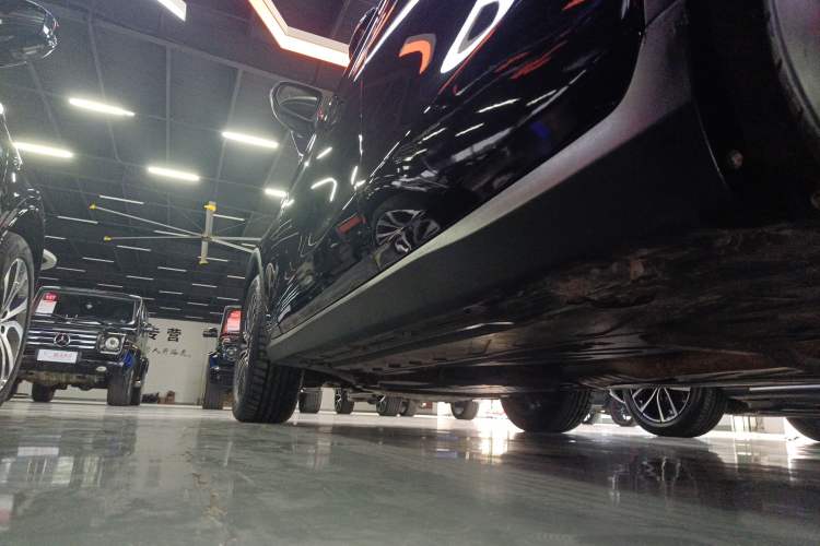 Used Mercedes-Benz GLC 2019 GLC 260 L 4MATIC Dynamic Model Left Side Sill