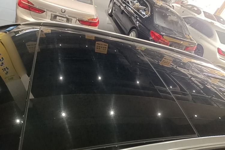 Used Mercedes-Benz GLC 2019 Facelift GLC 260 L 4MATIC Luxury Model Roof