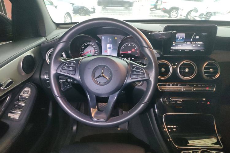 Used Mercedes-Benz GLC 2019 GLC 200 L 4MATIC Steering Wheel