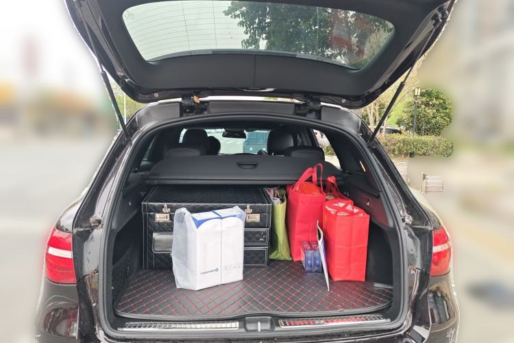 Used Mercedes-Benz GLC 2019 Facelift GLC 260 L 4MATIC Luxury Model Trunk