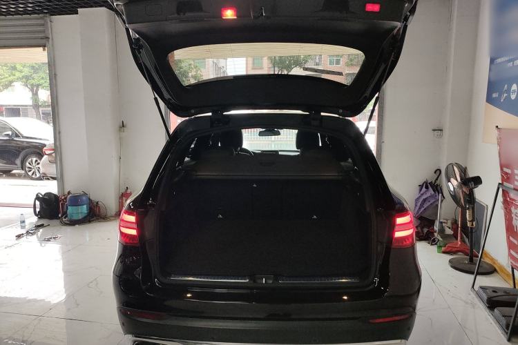 Used Mercedes-Benz GLC 2019 GLC 200 L 4MATIC Trunk