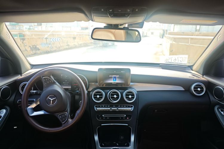 Used Mercedes-Benz GLC 2019 GLC 200 L 4MATIC Audio And AC Panel