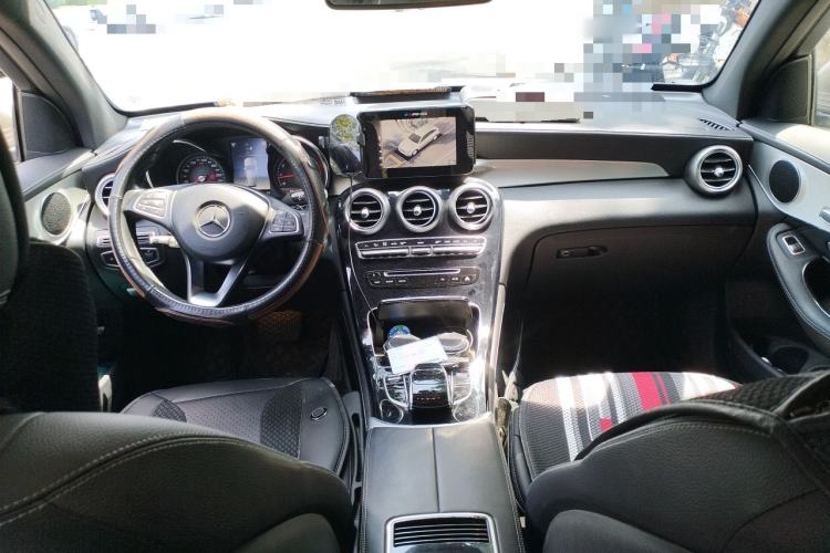 Used Mercedes-Benz GLC 2019 GLC 200 L 4MATIC Center Console