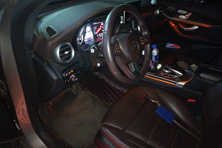 Used Mercedes-Benz GLC 2019 GLC 300 L 4MATIC Dynamic Model Driver Seat
