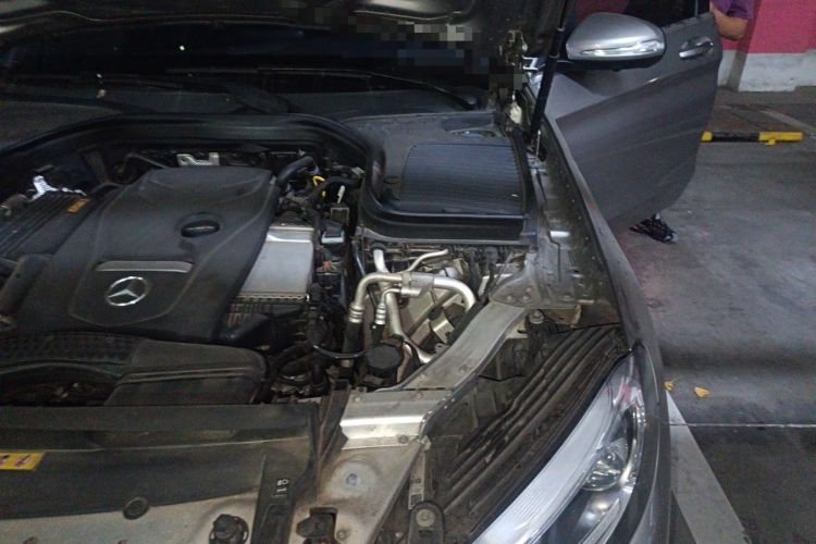 Used Mercedes-Benz GLC 2019 GLC 300 L 4MATIC Dynamic Model Engine Bay Left