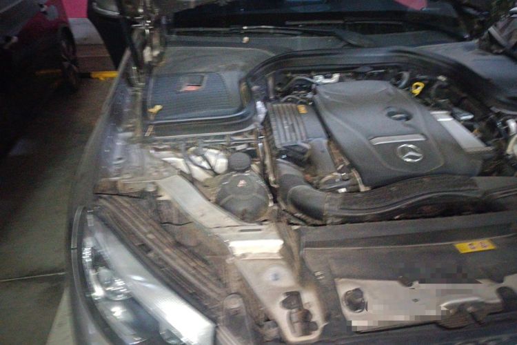 Used Mercedes-Benz GLC 2019 GLC 300 L 4MATIC Dynamic Model Engine Bay Right