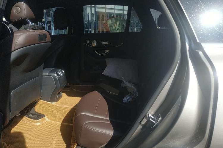 Used Mercedes-Benz GLC 2019 GLC 260 L 4MATIC Luxury Model Left Rear Seat